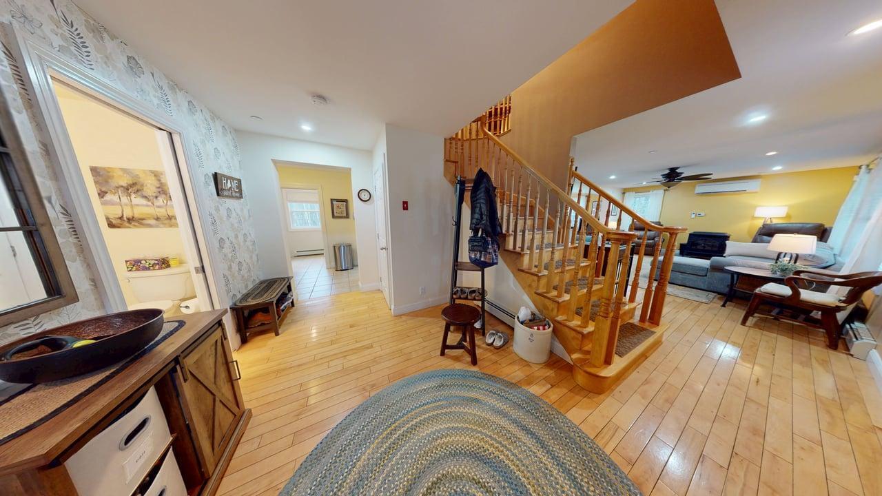 66 Emerald Street Wells, ME 04090 - Photo 10 of 31 Entry