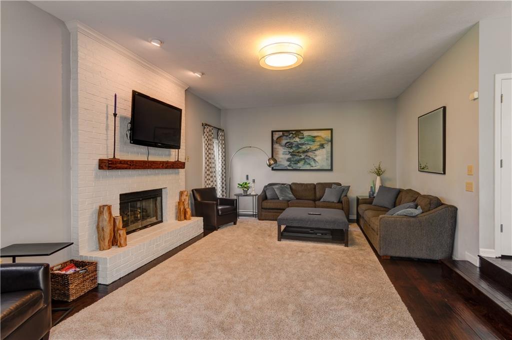 9185 Stratton Court Fishers, IN 46037 - Photo 10 of 24 Gallery Image 10