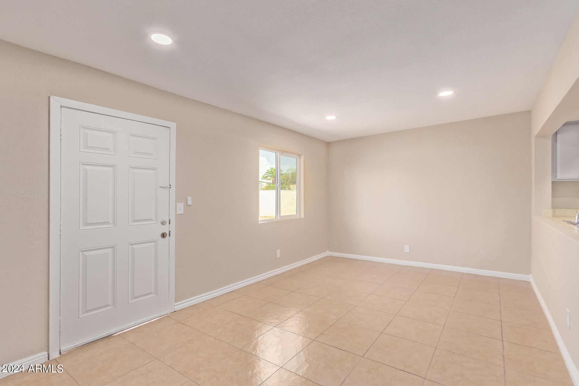 8302 West Osborn Road Phoenix, AZ 85037 - Photo 13 of 34 13 Osborn 8302