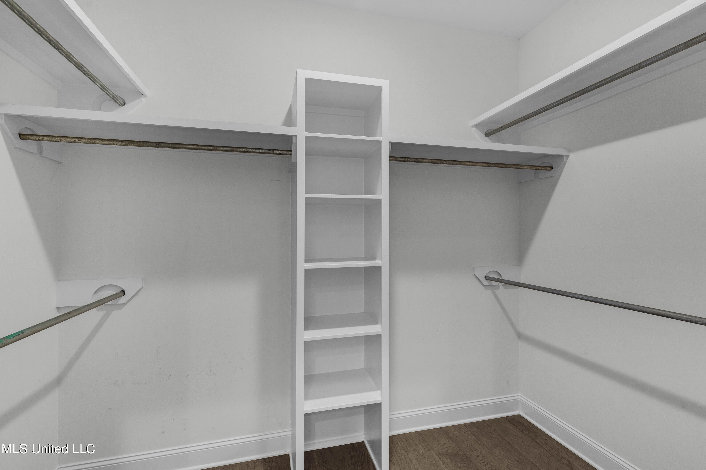 104 Bridgewater Loop Madison, MS 39110 - Photo 28 of 41 104 Bridgewater Loop-41