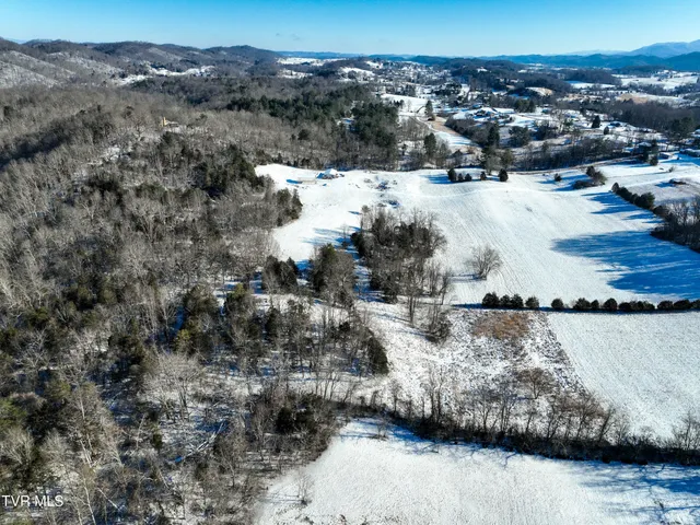 $10,000 | 1411 Bristol Caverns Highway, Unit 4, Bristol, TN 37620