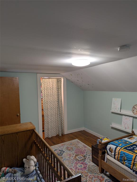 9084 Hartland Road Fenton, MI 48430 - Photo 13 of 18
