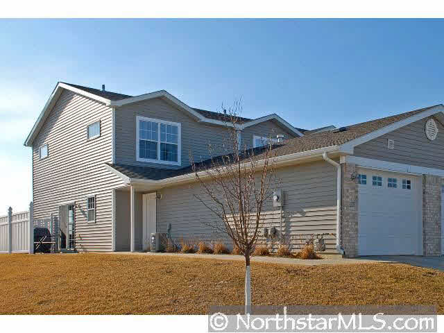 618 Pointe Court Southwest Rochester, MN 55902 - Photo 1 of 6