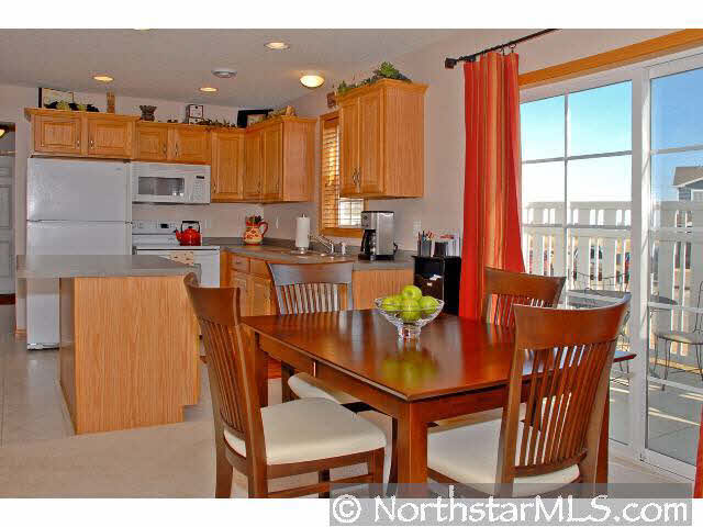 618 Pointe Court Southwest Rochester, MN 55902 - Photo 5 of 6