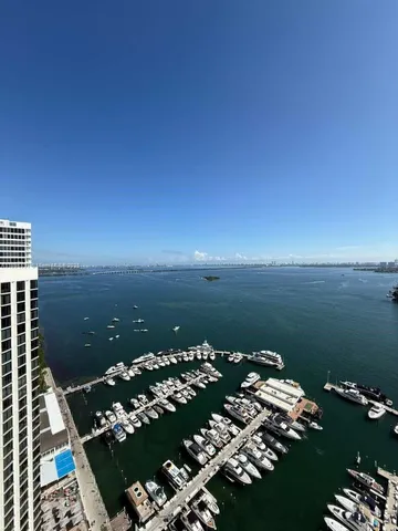 $2,900 | Omni, Miami, FL 33132