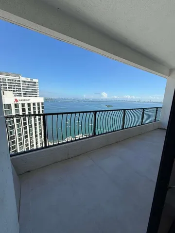 $2,900 | Omni, Miami, FL 33132