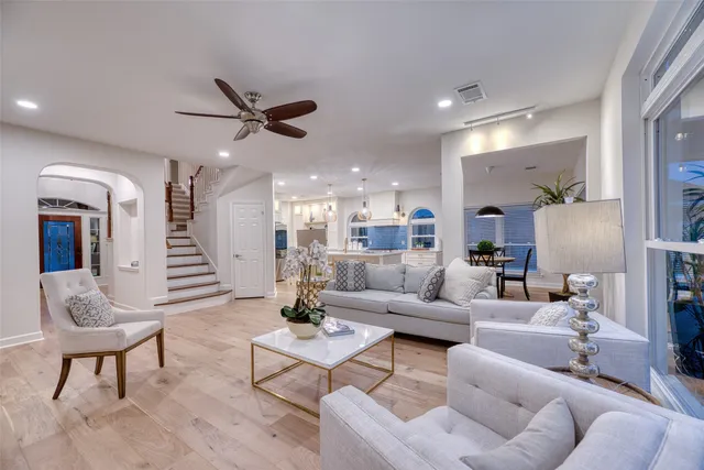 $739,000 | 19303 Allview Lane, Houston, TX 77094