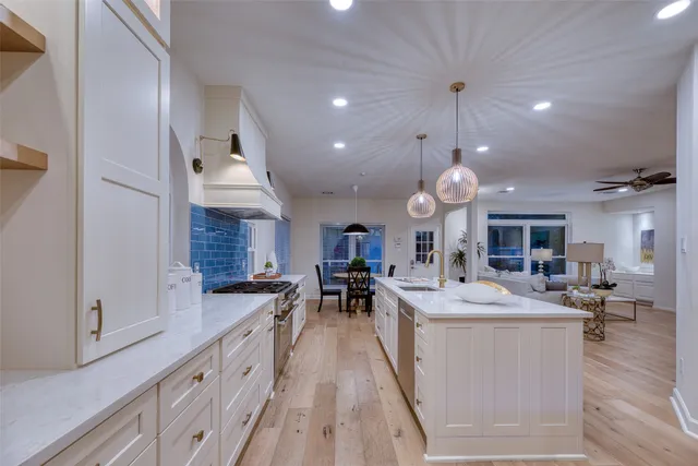 $739,000 | 19303 Allview Lane, Houston, TX 77094