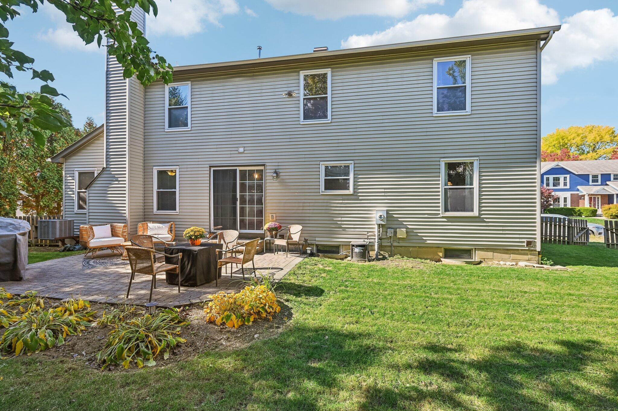 6048 Abbey Church Road Dublin, OH 43017 - Photo 26 of 27 Rear Elevation