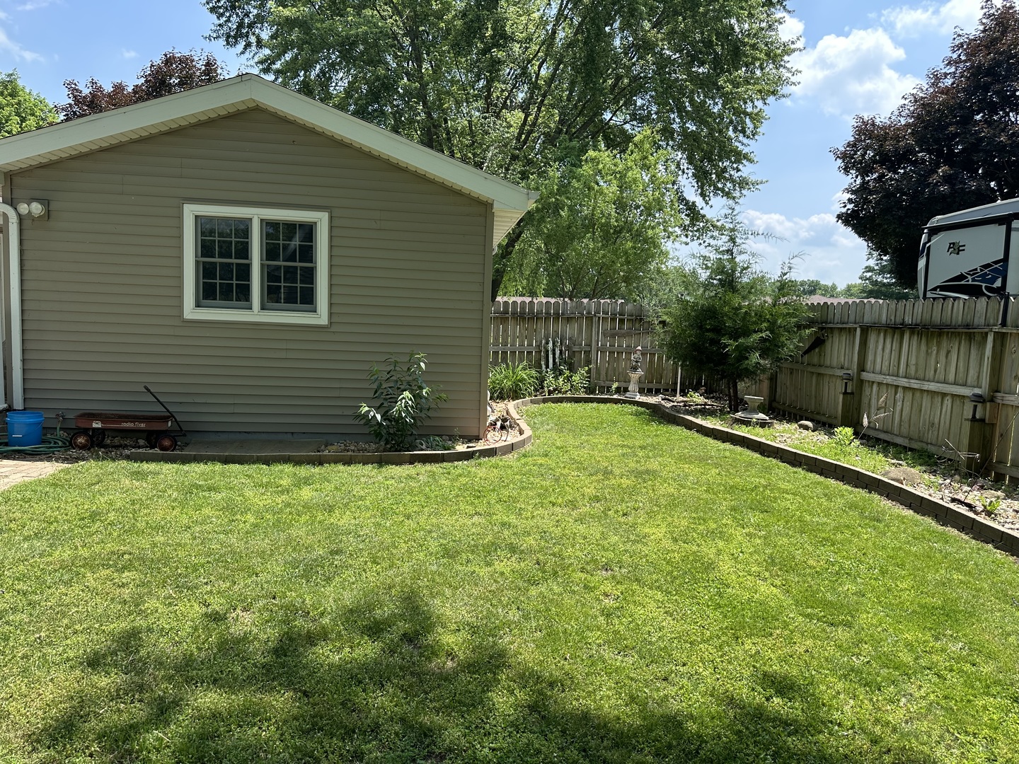 12855 Lawrence Road Sterling, IL 61081 - Photo 29 of 30 Gallery Image 29