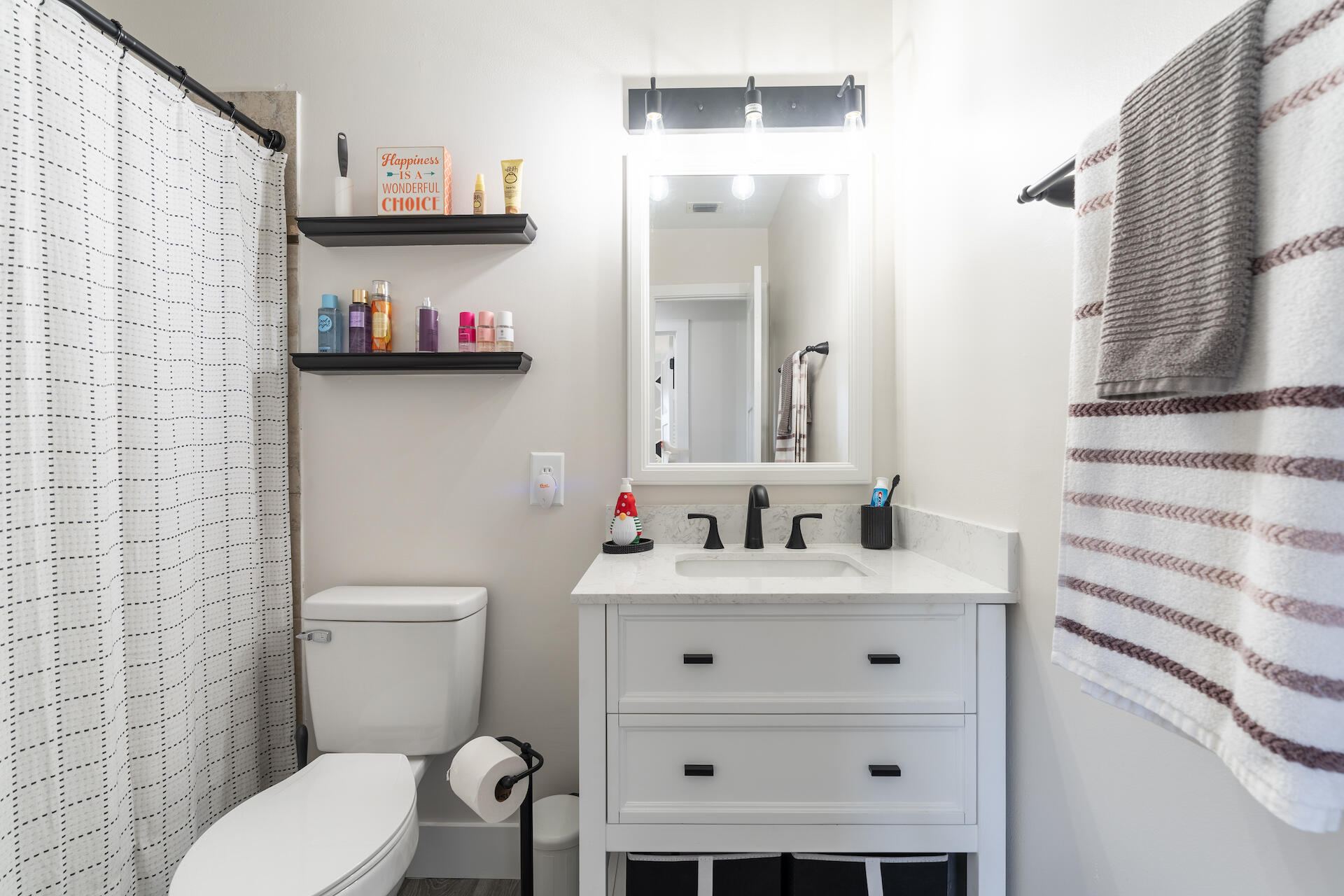 11171 Ladino Street Boca Raton, FL 33428 - Photo 17 of 28 SECOND BATHROOM