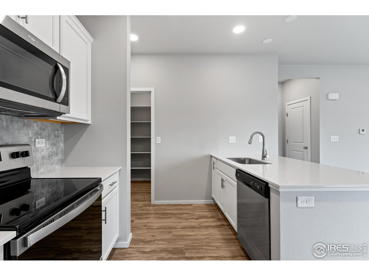 6615 4th St Road, Unit 1 Greeley, CO 80634 - Photo 16 of 31 Walk-in Pantry