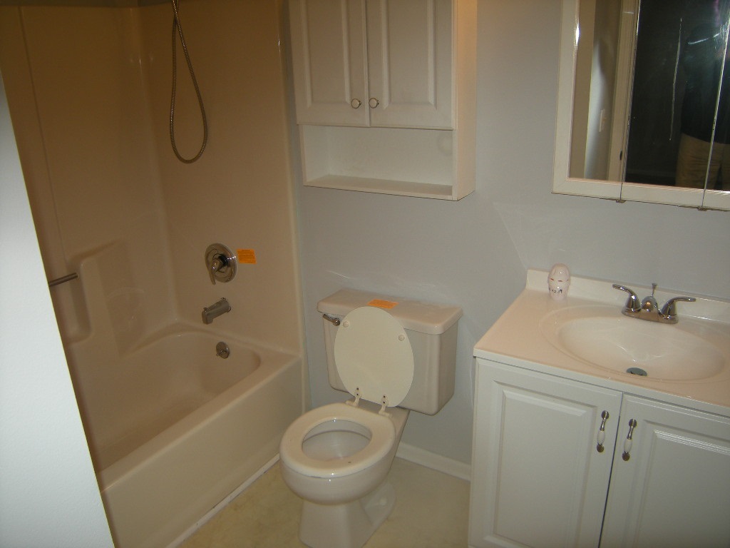 3480 Manchester Road Traverse City, MI 49686 - Photo 14 of 19 1832683-13.JPG