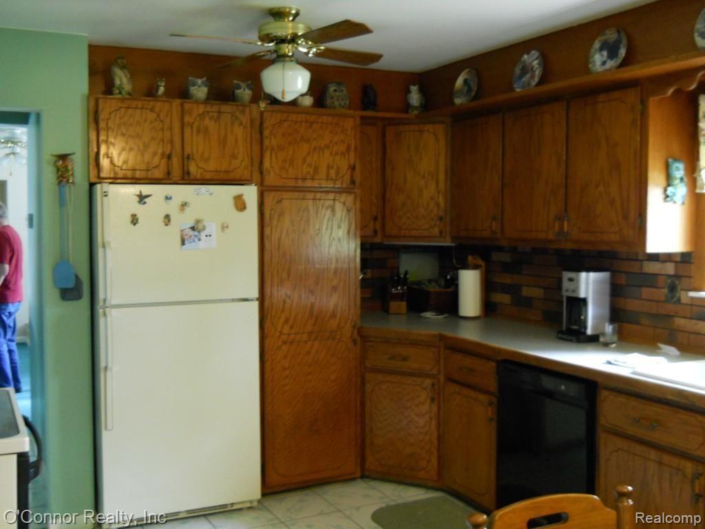 8540 Imlay City Road Avoca, MI 48006 - Photo 9 of 14 8540 Imlay City Road - kitchen 2.jpg
