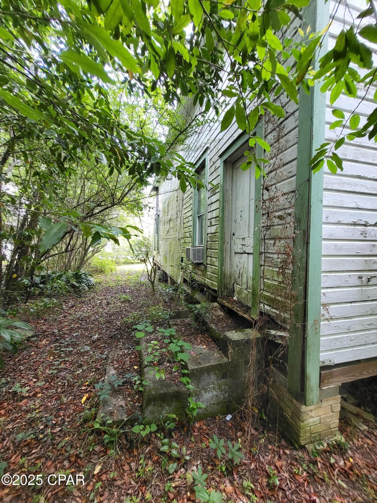 880 Main Street Chipley, FL 32428 - Photo 23 of 26