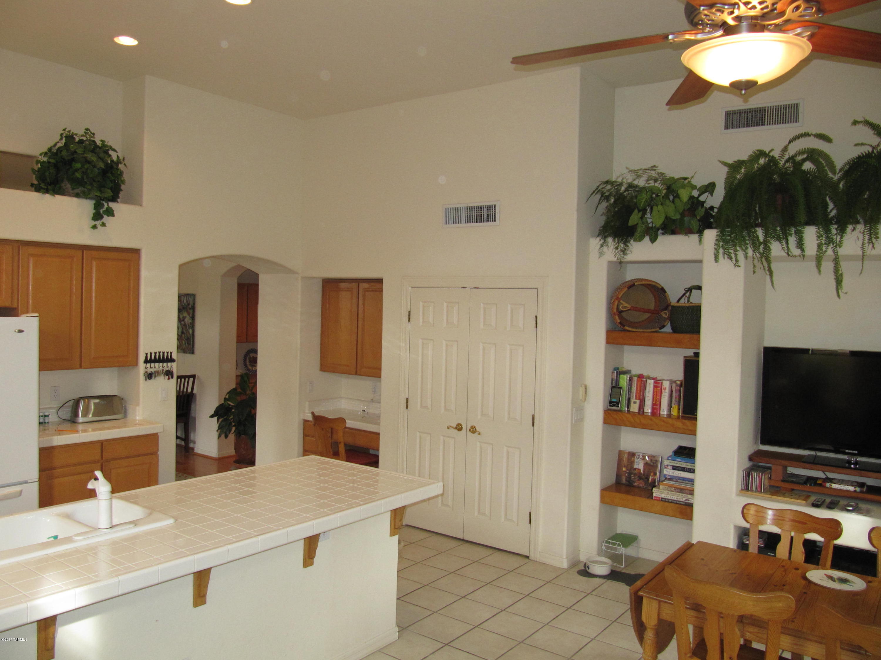 5196 Spring View Drive Tucson, AZ 85749 - Photo 15 of 50 Gallery Image 15