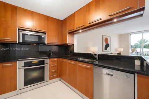 $5,900 | 901 Brickell Key Boulevard, Unit 609, Miami, FL 33131