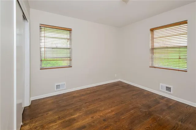 $2,405 | 3631 South Forest Avenue, Independence, MO 64052