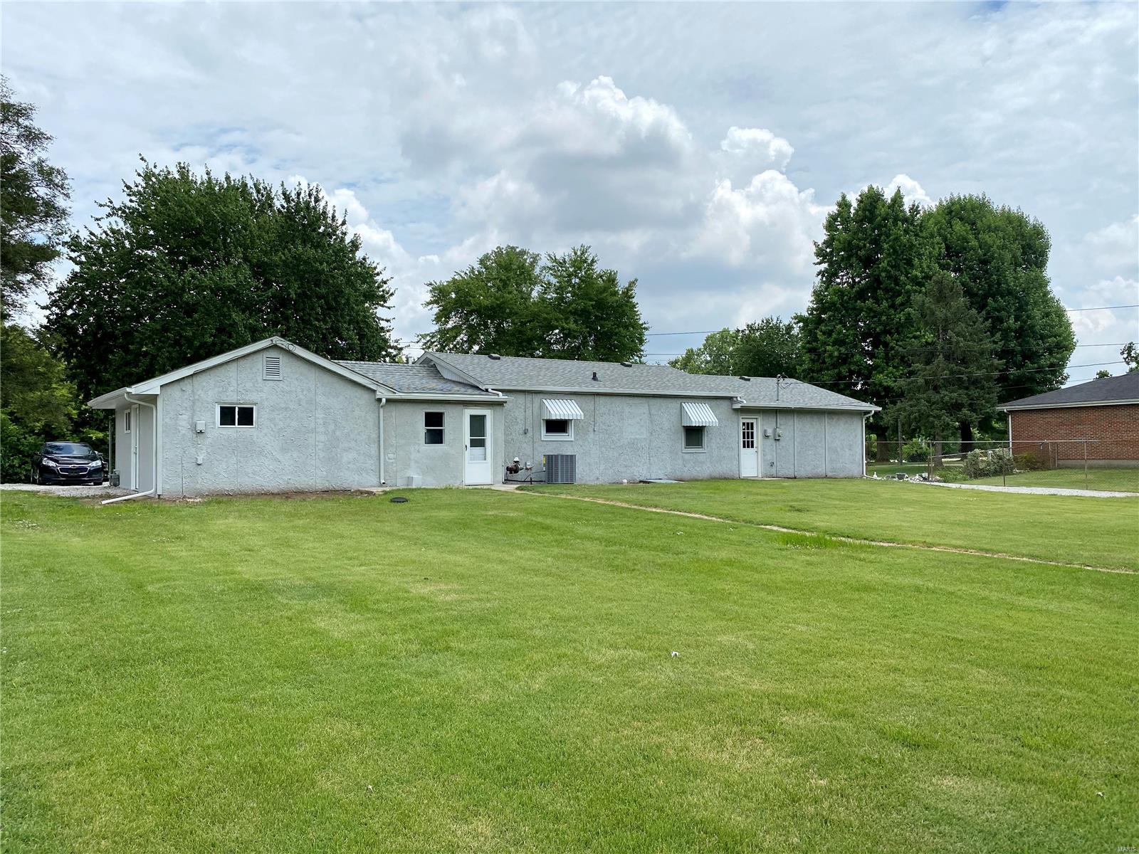 1654 St Thomas Road Granite City, IL 62040 - Photo 5 of 18 Gallery Image 5