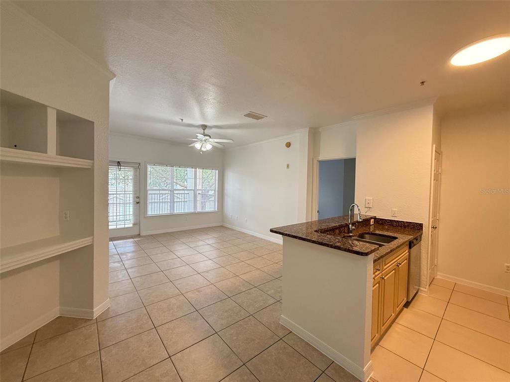 3611 Conroy Road, Unit 825 Orlando, FL 32839 - Photo 6 of 20