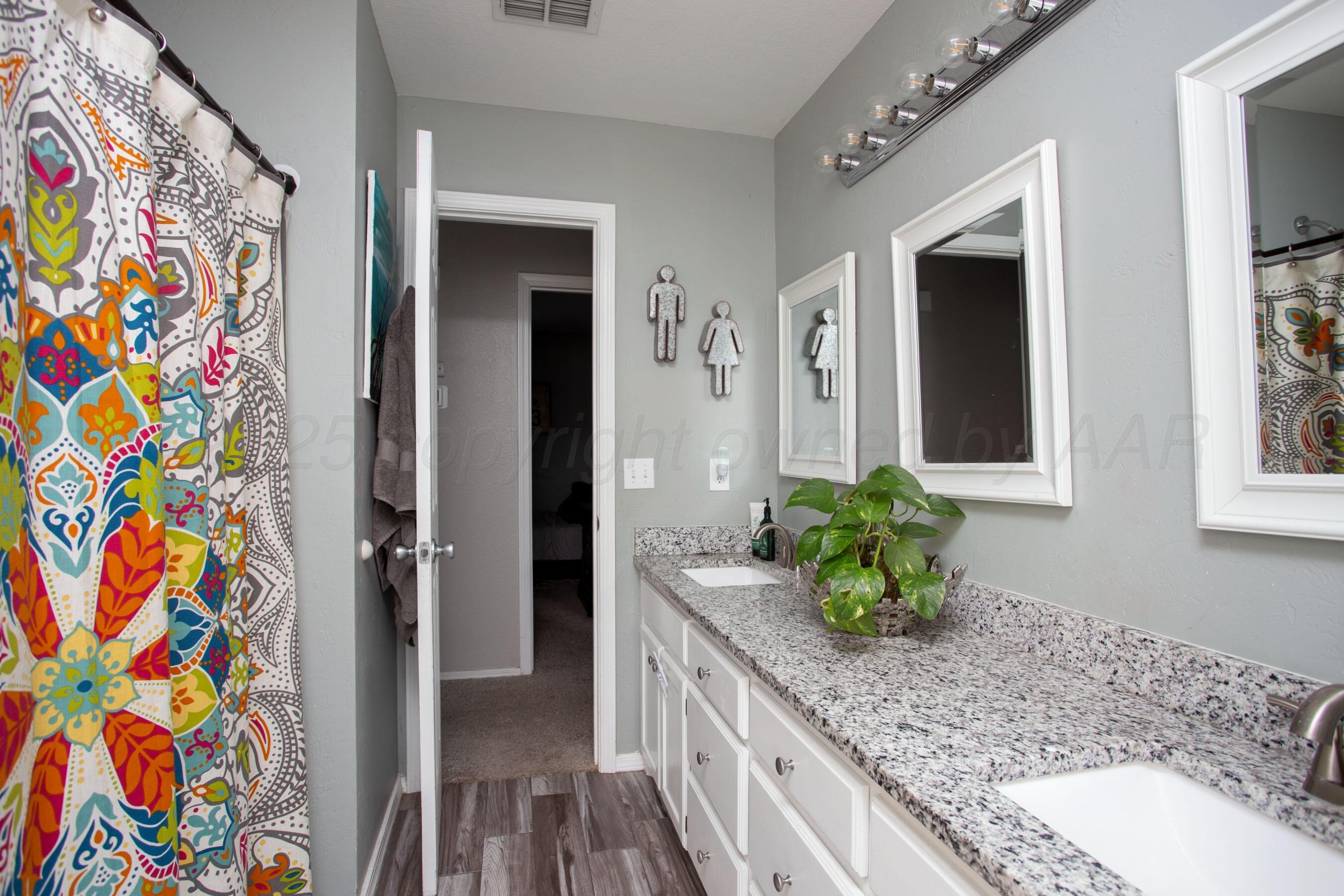 6712 Precision Place Amarillo, TX 79119 - Photo 19 of 29 6712 Precision - Hall Bath 2