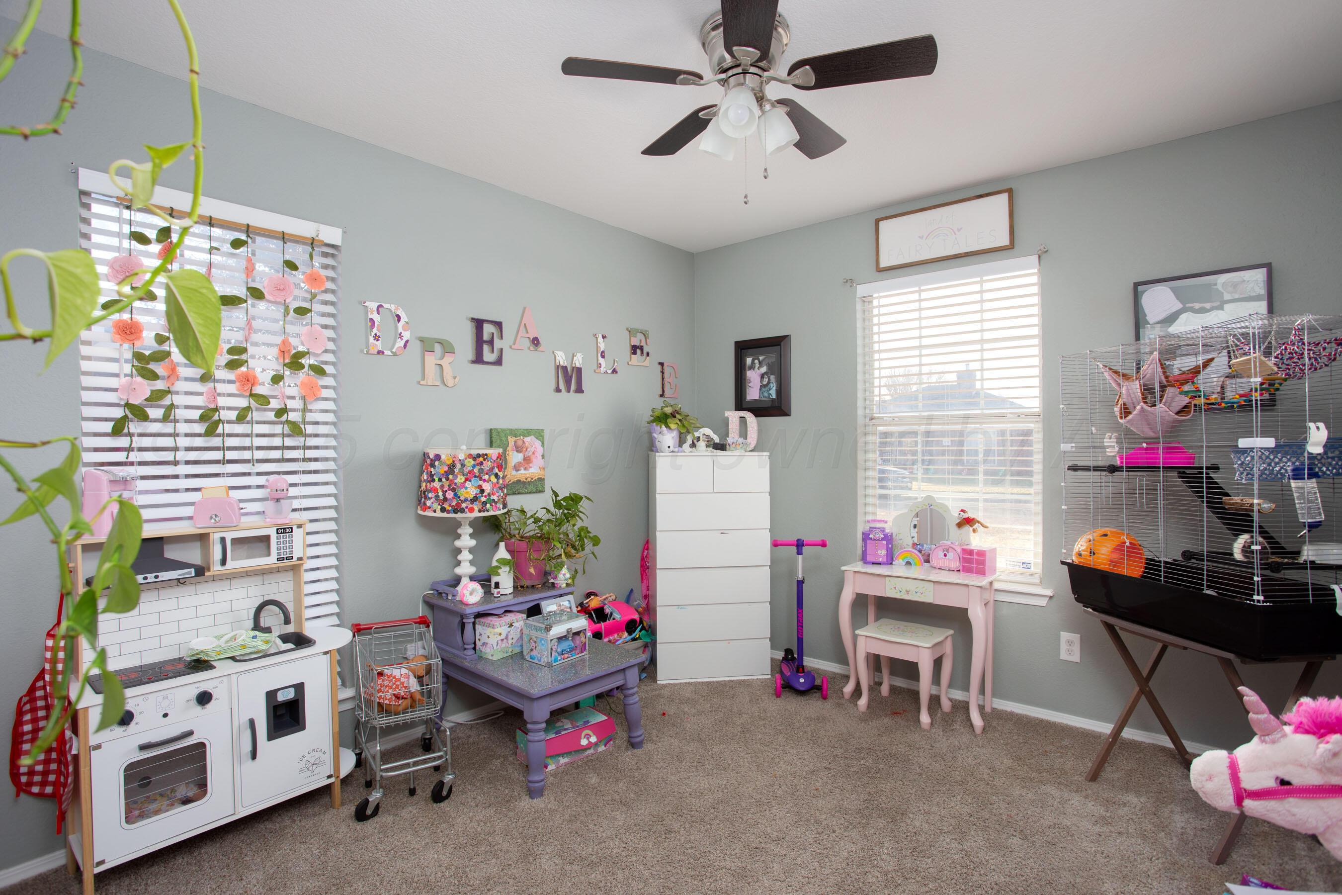 6712 Precision Place Amarillo, TX 79119 - Photo 20 of 29 6712 Precision - 3rd Bedroom
