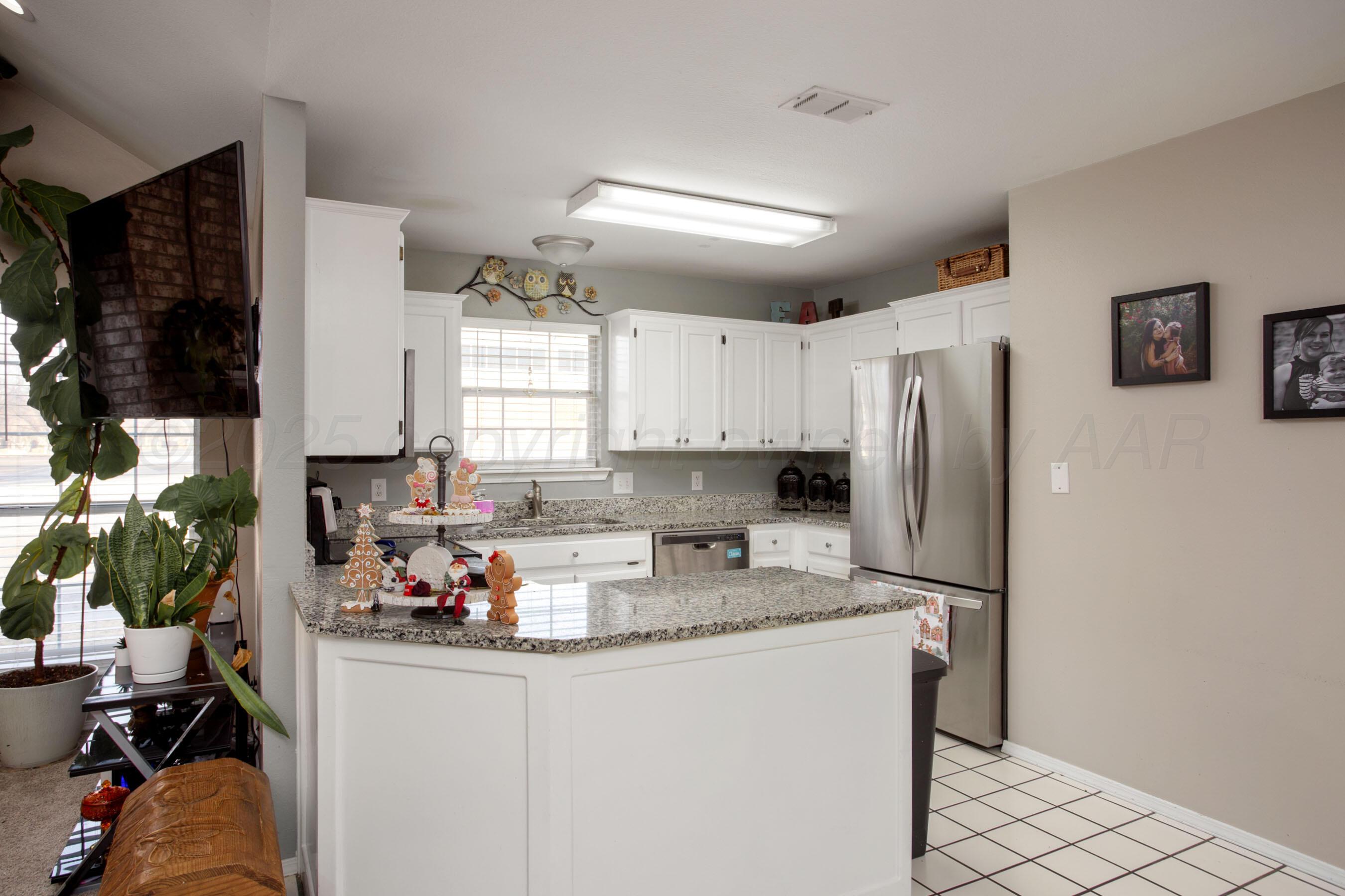 6712 Precision Place Amarillo, TX 79119 - Photo 9 of 29 6712 Precision - Kitchen 4