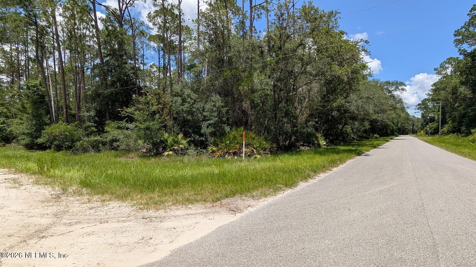 301 Whispering Pines Road Georgetown, FL 32139 - Photo 10 of 12 10