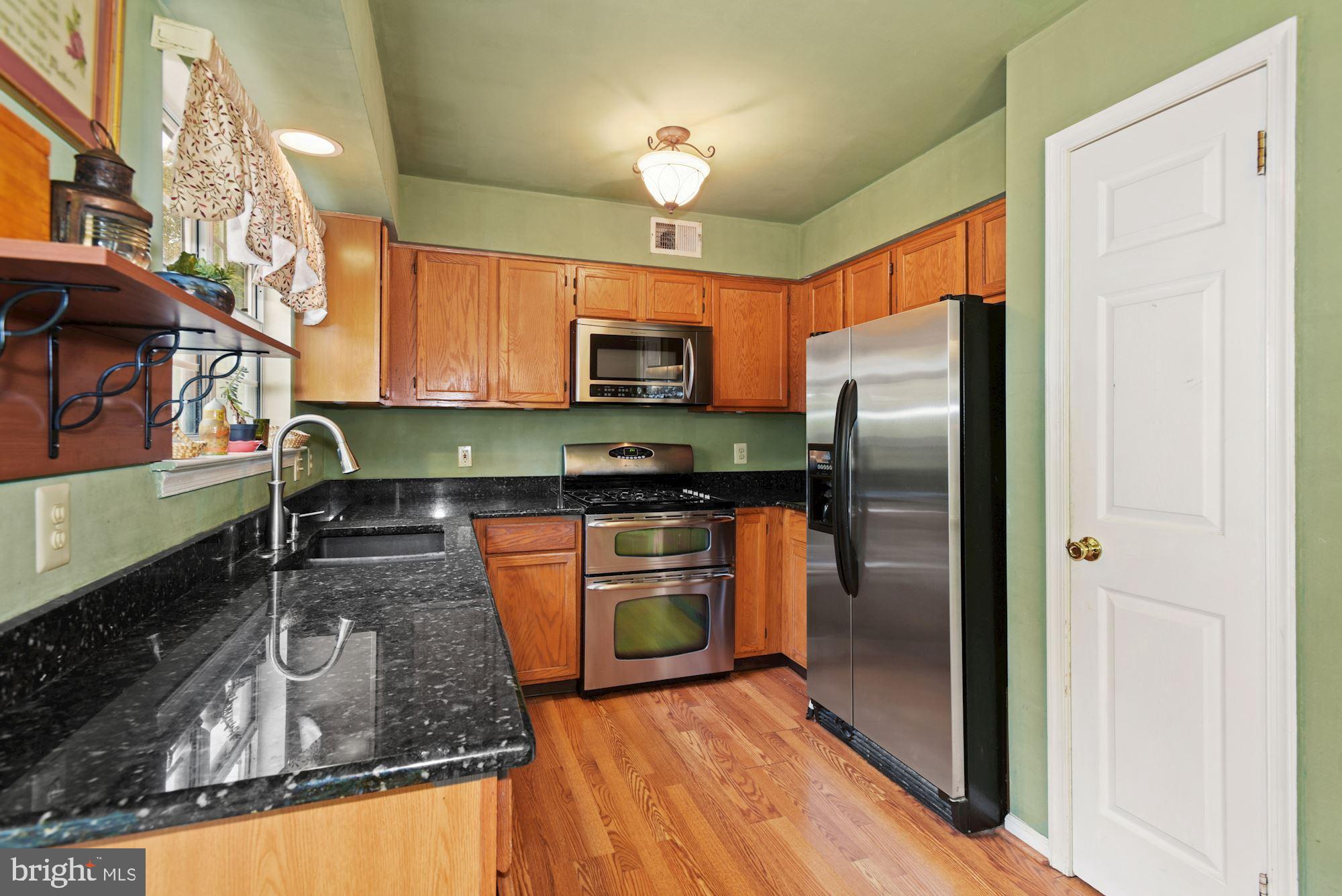 97 Ridgewood Way Burlington, NJ 08016 - Photo 10 of 31 Gallery Image 10