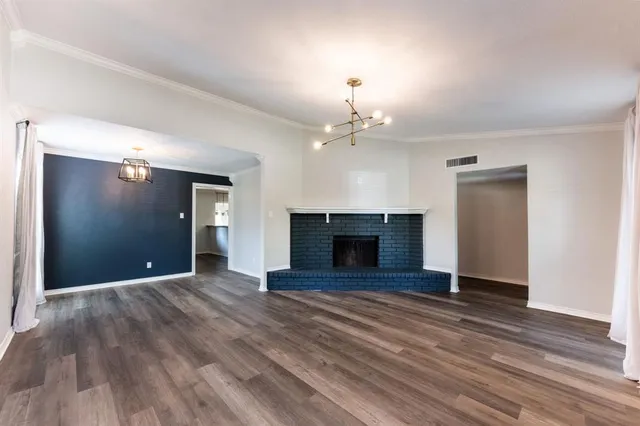 $300,000 | 9210 Linda Vista Drive, Rowlett, TX 75088