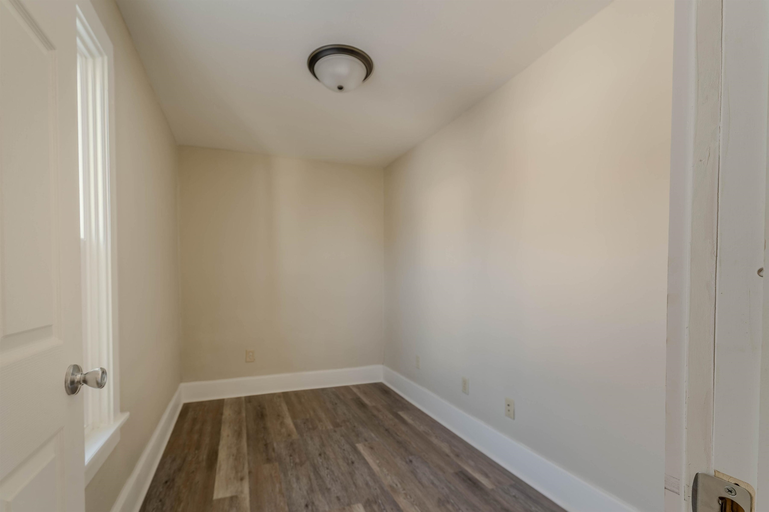 630 Jackson Street Oshkosh, WI 54901 - Photo 25 of 35