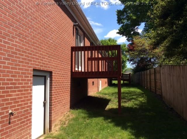 5335 Shadowbrook Road Charleston, WV 25313 - Photo 2 of 21 Gallery Image 2