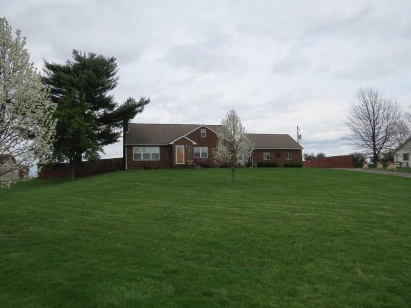 4950 Royalton Road Southwest Lancaster, OH 43130 - Photo 3 of 13 Gallery Image 3