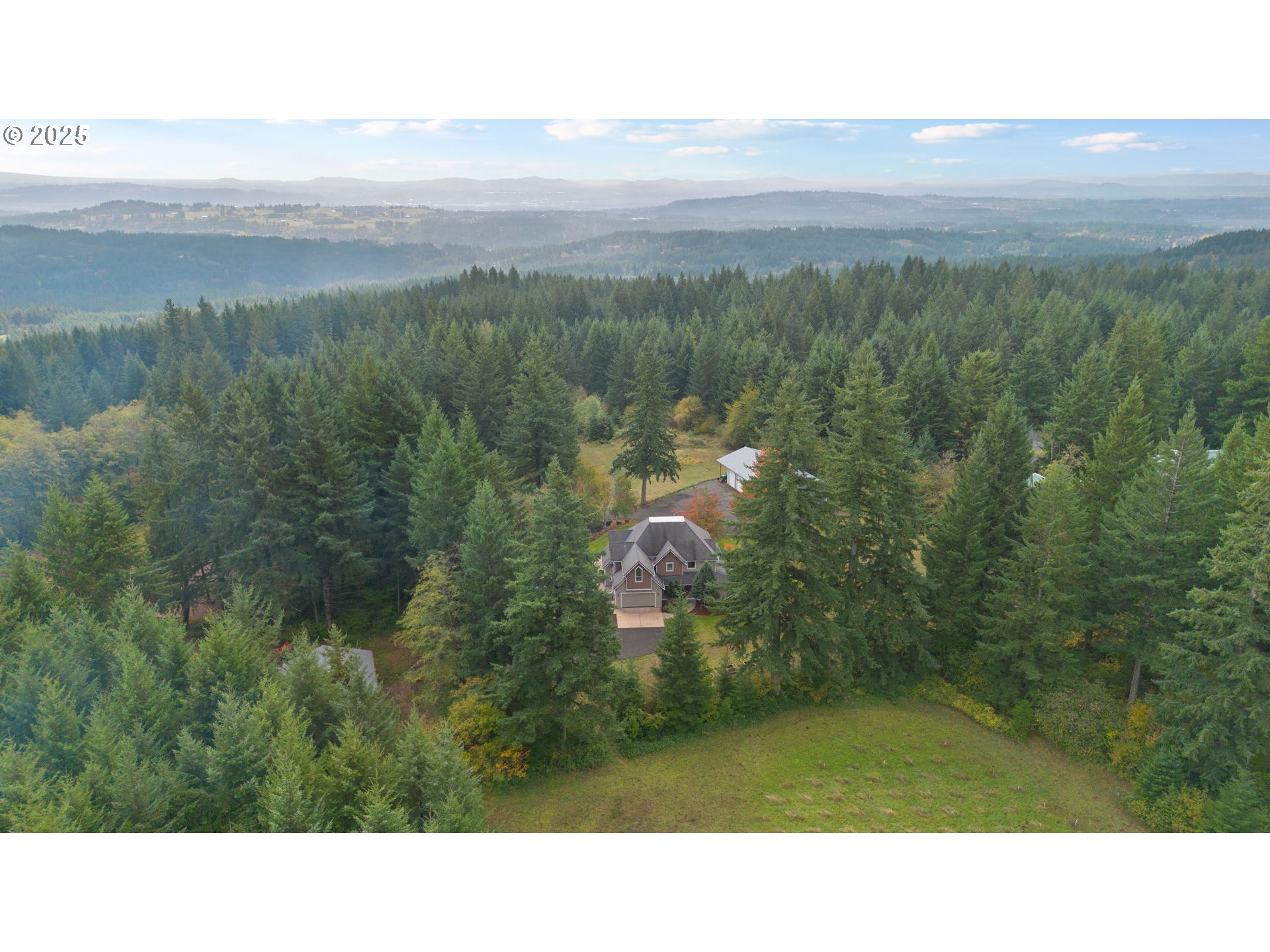 30010 Northeast 60th Street Camas, WA 98607 - Photo 47 of 48 a black and white photo of a lake