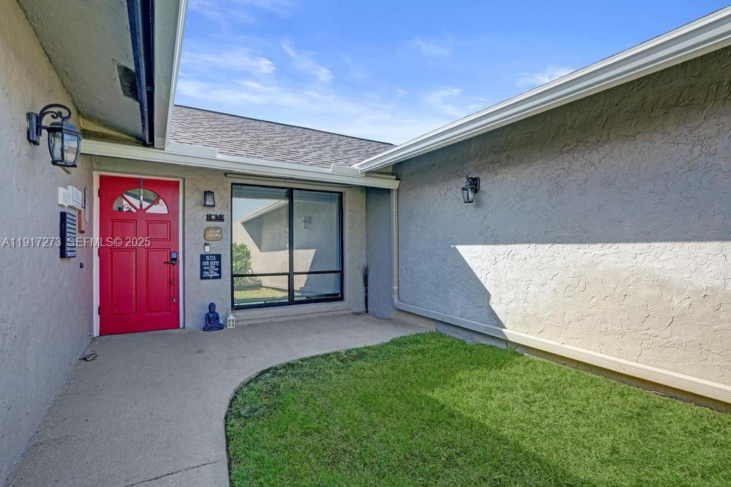 3108 Phoebe Lane Delray Beach, FL 33444 - Photo 3 of 46