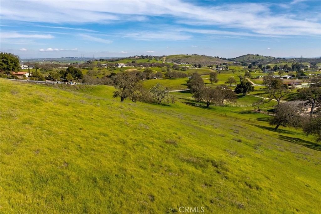 1855 Hanging Tree Road Templeton, CA 93465 - Photo 14 of 20