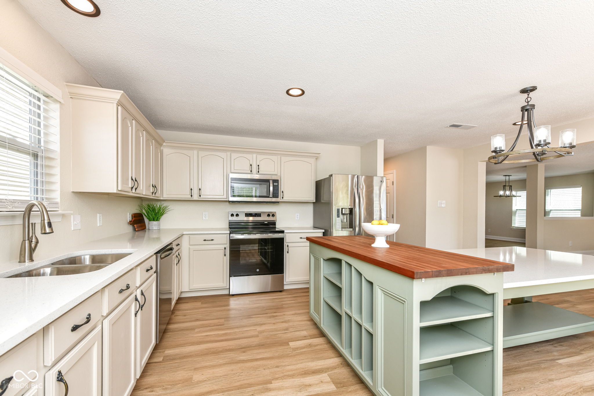 12809 Freedom Drive Fishers, IN 46037 - Photo 9 of 33