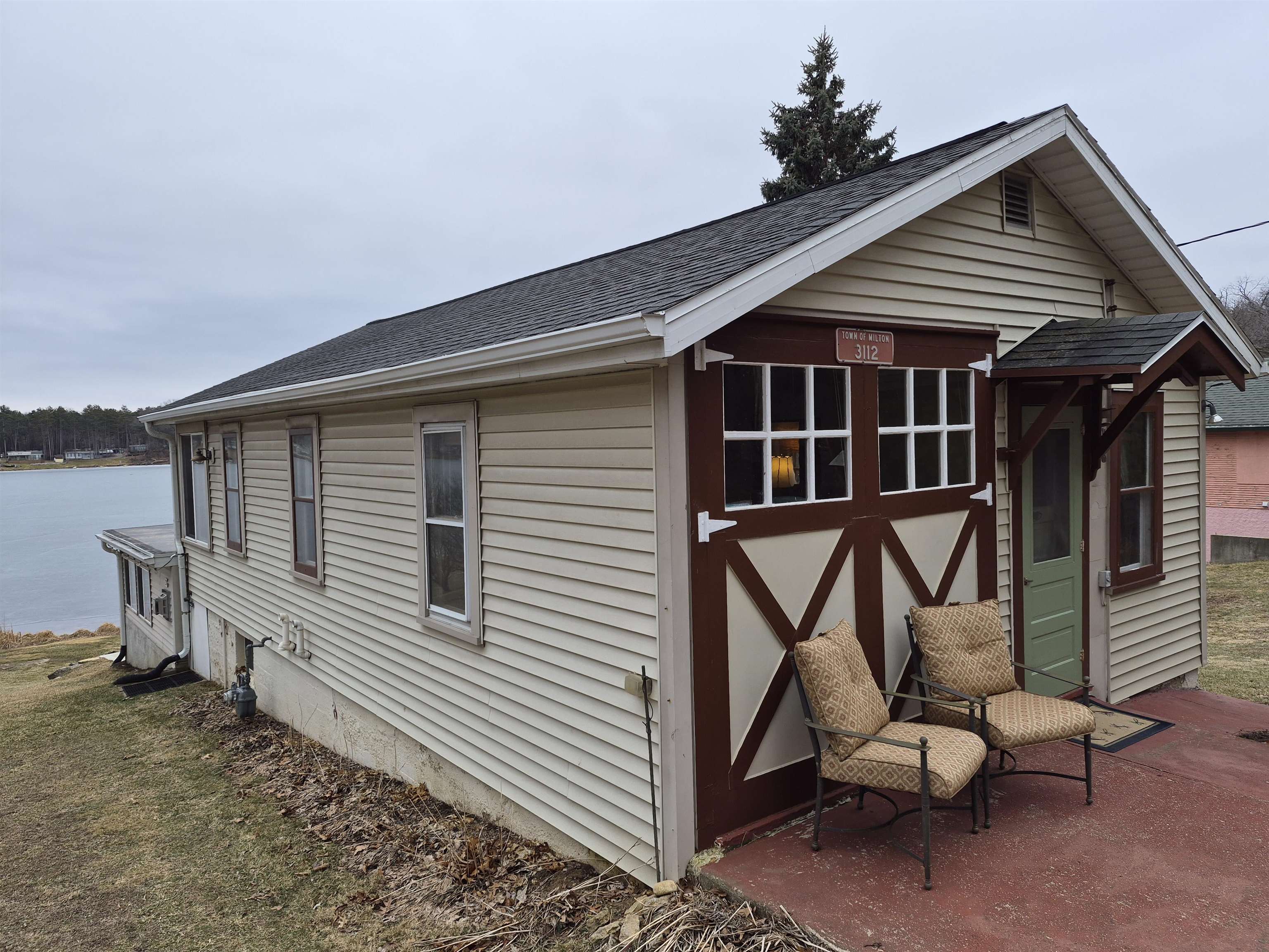 3112 East Edgewater Street Milton, WI 53563 - Photo 3 of 55