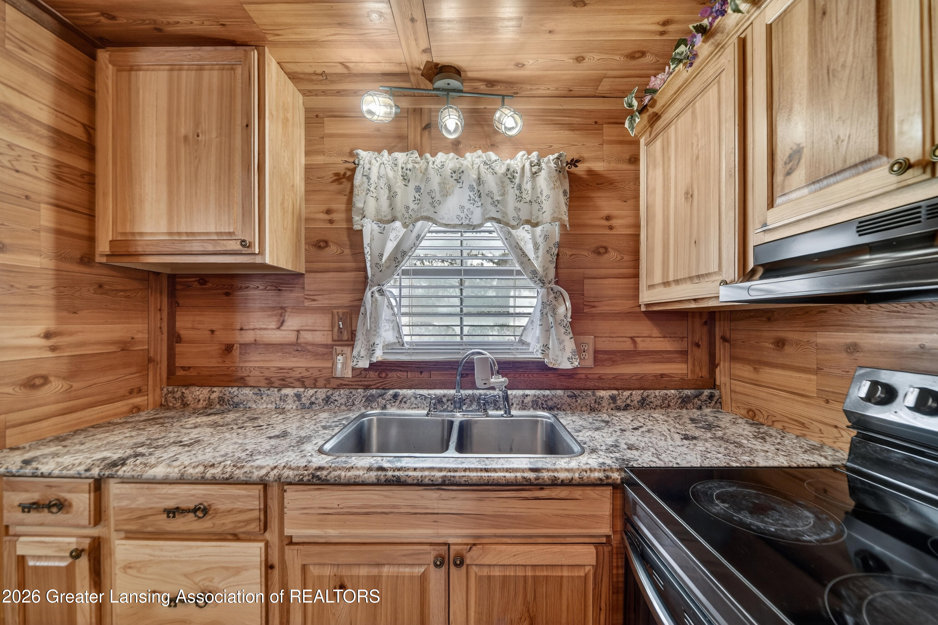 6312 Portland Road Saranac, MI 48881 - Photo 14 of 33 6312-Portland-Rd-Lake-Odessa-MI-48849-Wi