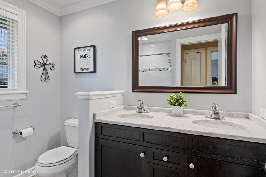 899 Cherokee Road Lake Forest, IL 60045 - Photo 18 of 37