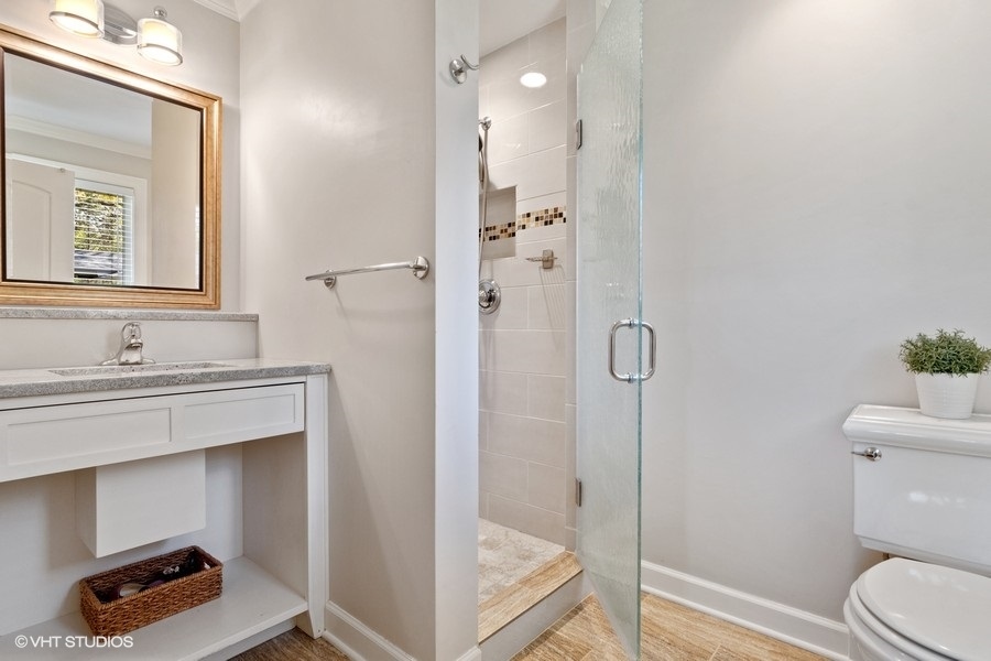 899 Cherokee Road Lake Forest, IL 60045 - Photo 20 of 37