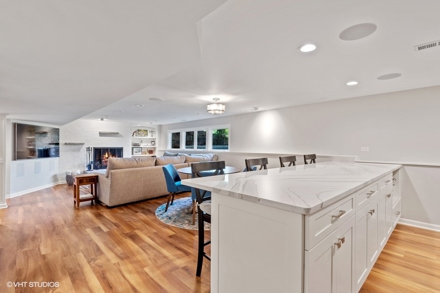 899 Cherokee Road Lake Forest, IL 60045 - Photo 24 of 37