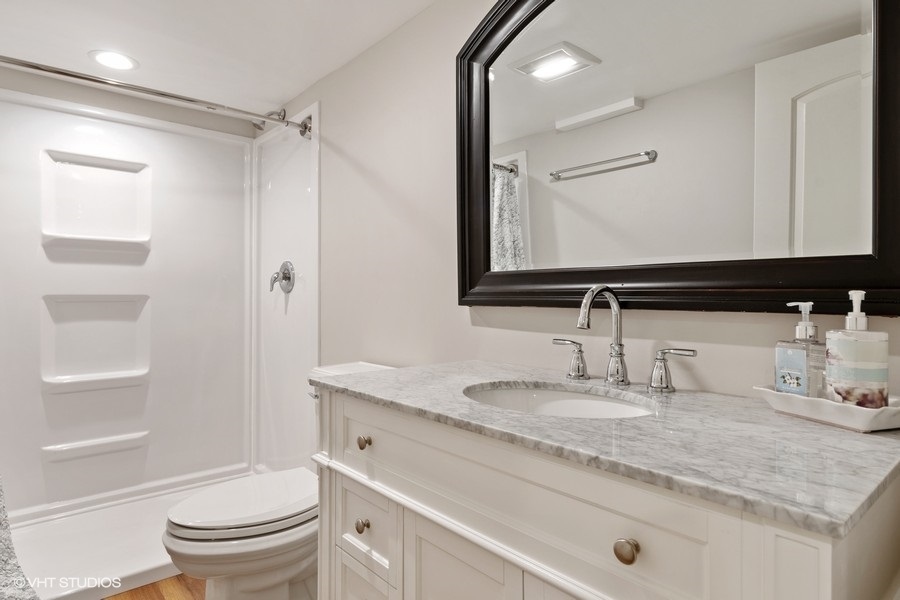 899 Cherokee Road Lake Forest, IL 60045 - Photo 29 of 37