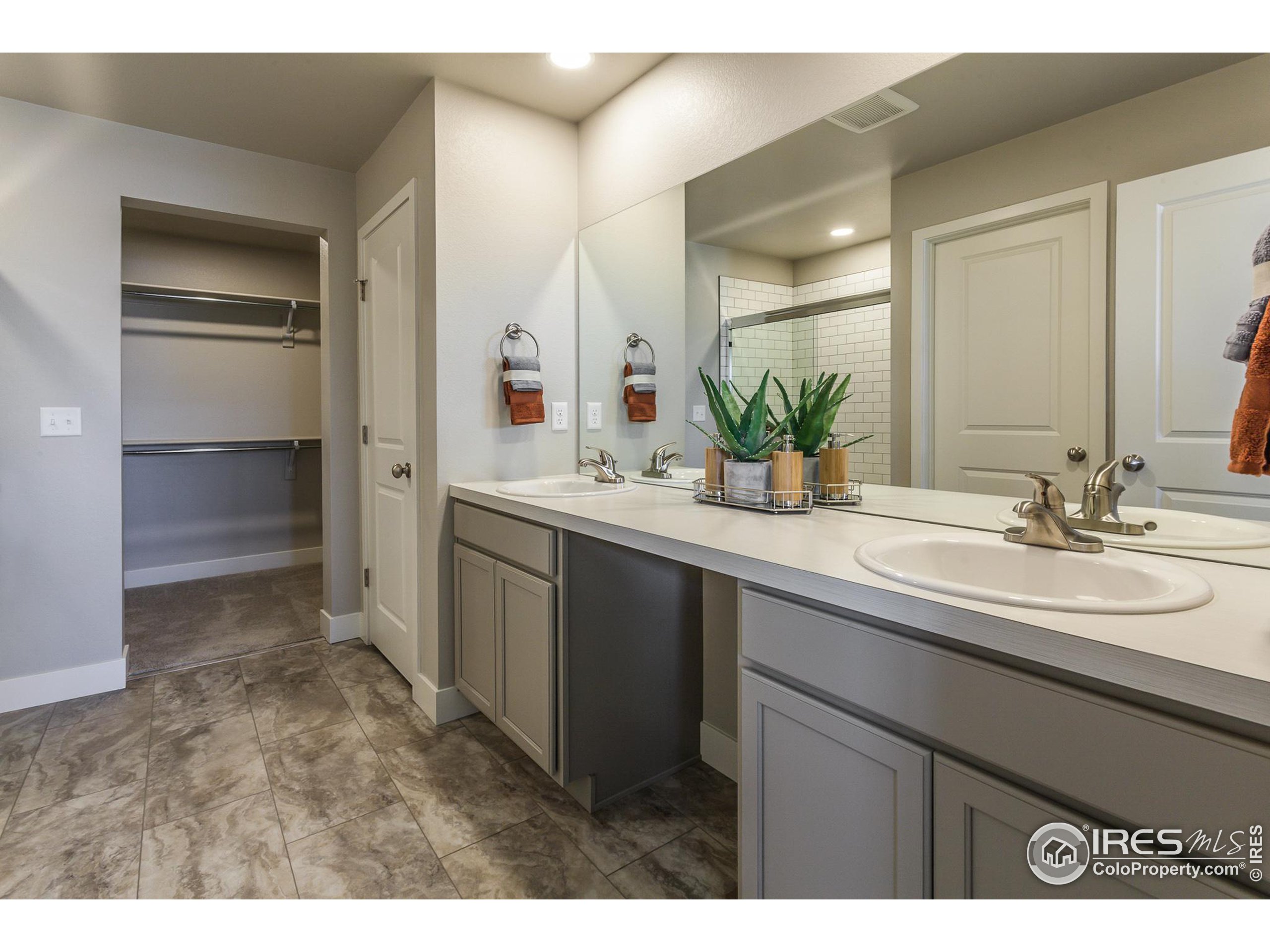 6827 4th St Road Greeley, CO 80634 - Photo 22 of 32 Gallery Image 22
