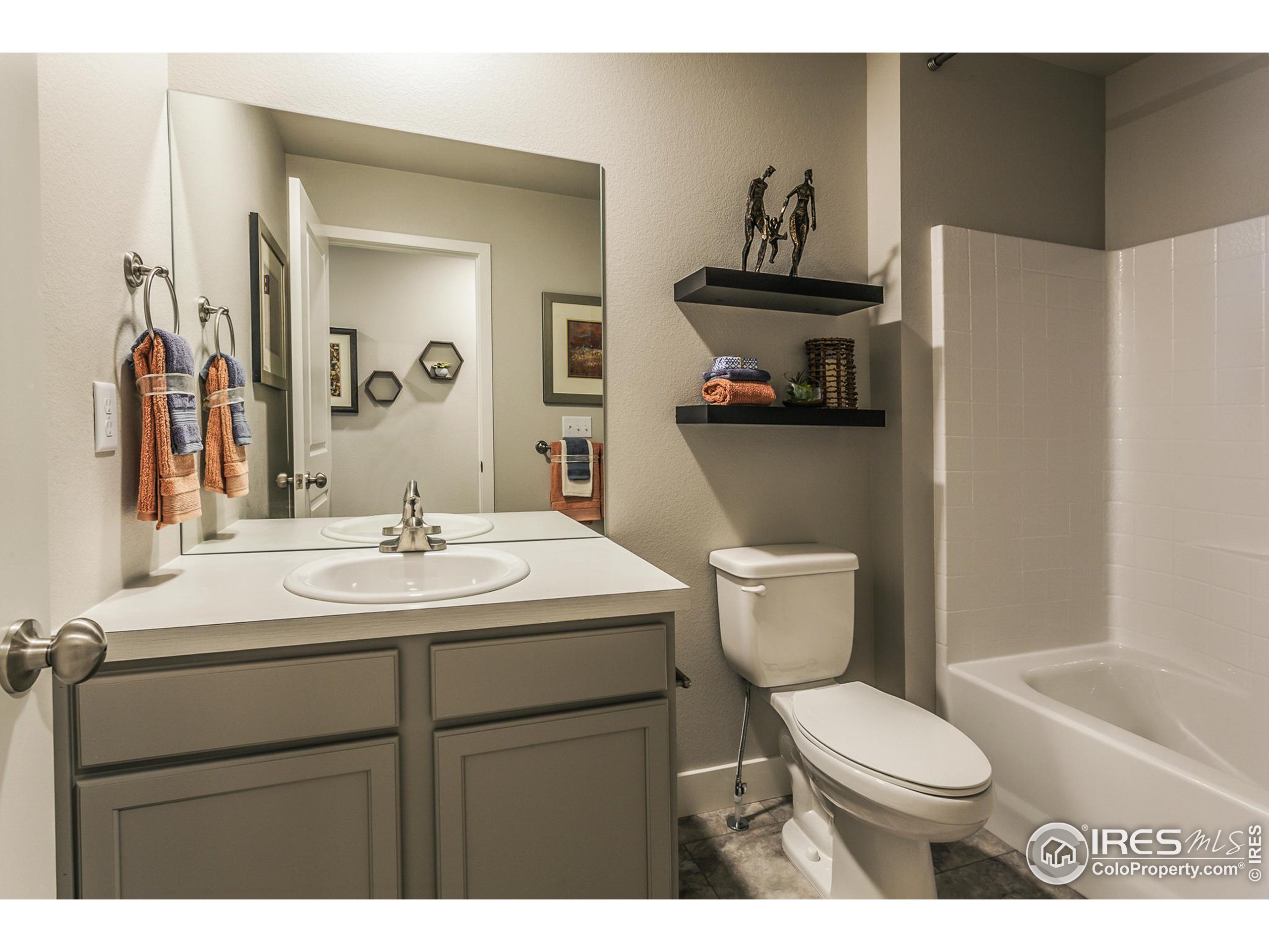 6827 4th St Road Greeley, CO 80634 - Photo 28 of 32 Gallery Image 28