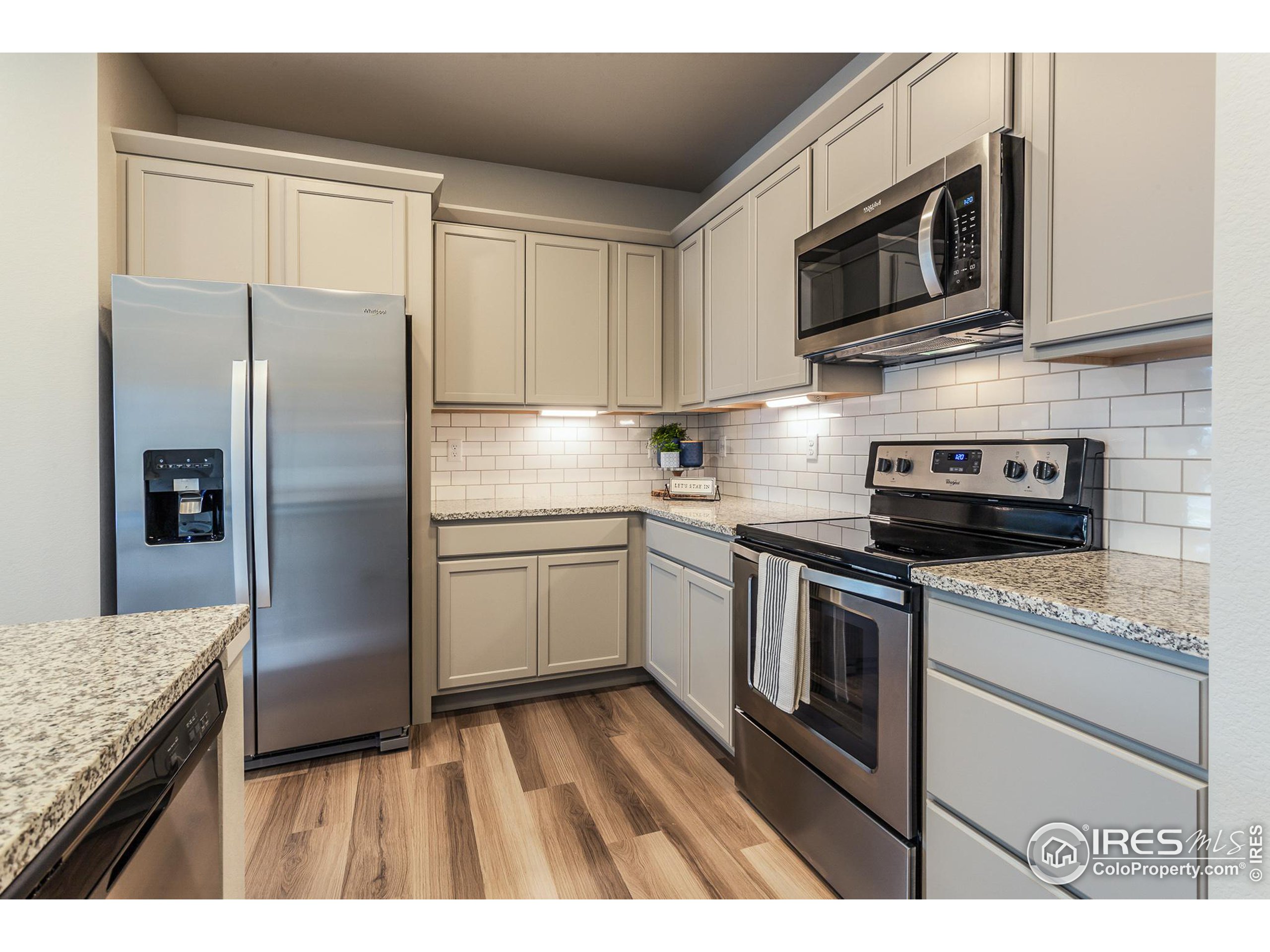 6827 4th St Road Greeley, CO 80634 - Photo 9 of 32 Gallery Image 9