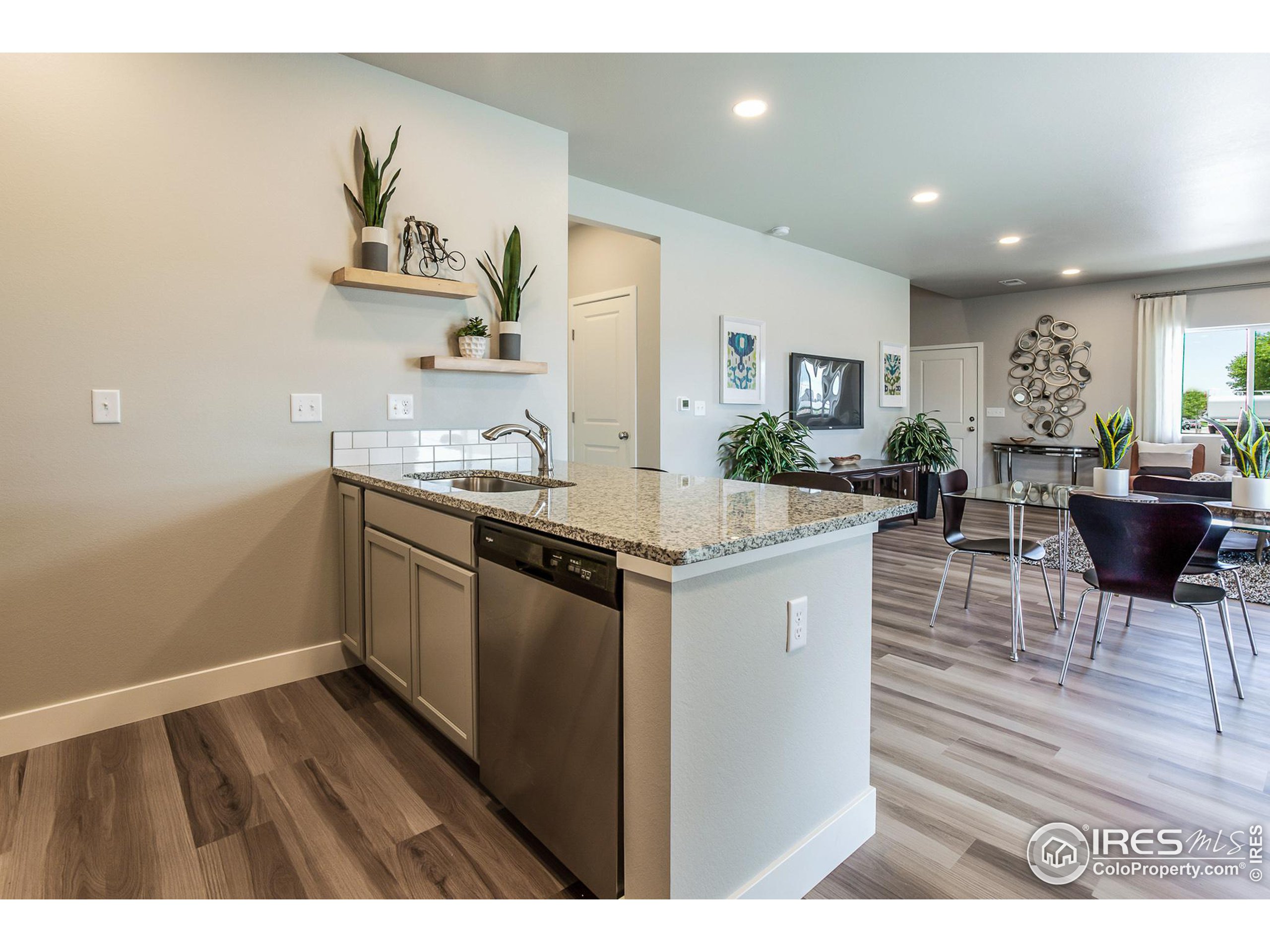 6827 4th St Road Greeley, CO 80634 - Photo 10 of 32 Gallery Image 10