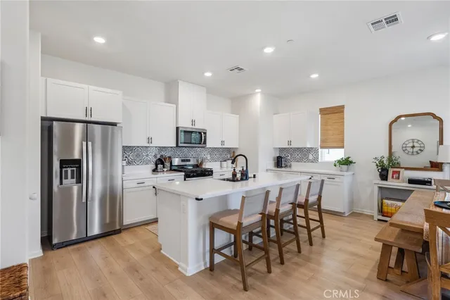 $789,000 | 1060 Kendale Way Vista, Vista, CA 92081