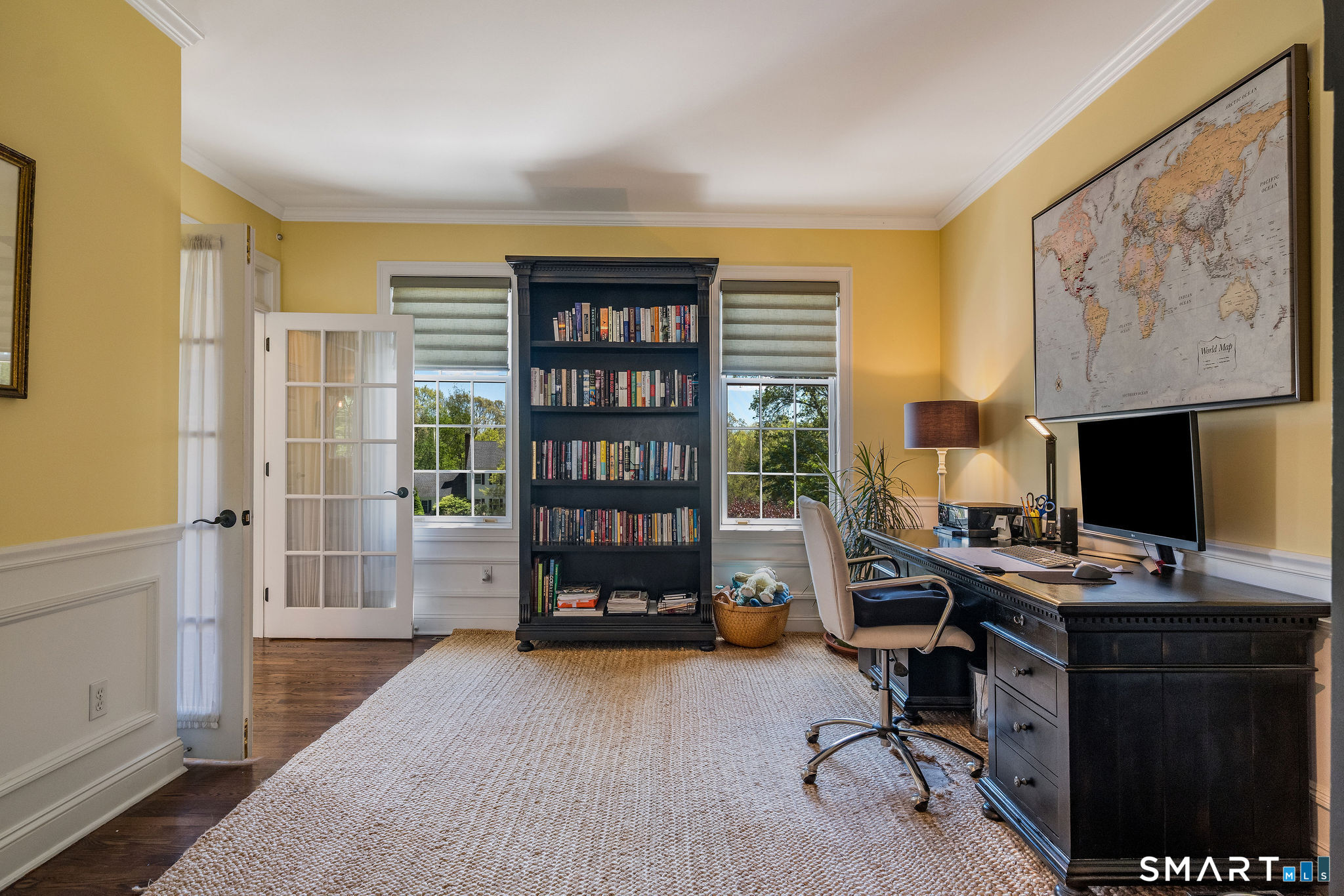 170 Devonshire Lane Madison, CT 06443 - Photo 14 of 39 a view of a livingroom with workspace and a window