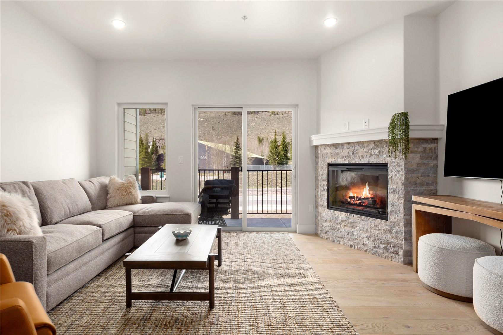 125 West Keystone Road, Unit 303 Keystone, CO 80435 - Photo 4 of 26